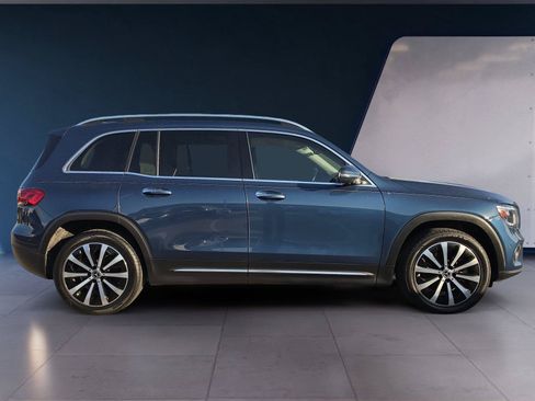 Used 2022 Mercedes-Benz GLB 250 4MATIC image 6