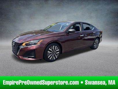 Used 2024 Nissan Altima 2.5 SV