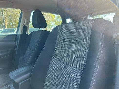 Used 2018 Nissan Rogue Sport SV w/ SV All-Weather Package image 14