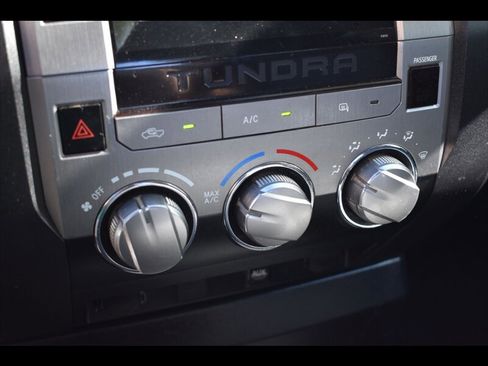 Used 2016 Toyota Tundra SR w/ Tow Package RWD image 12