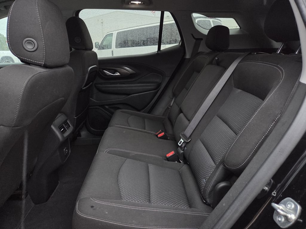 Used 2024 GMC Terrain SLE FWD image 20