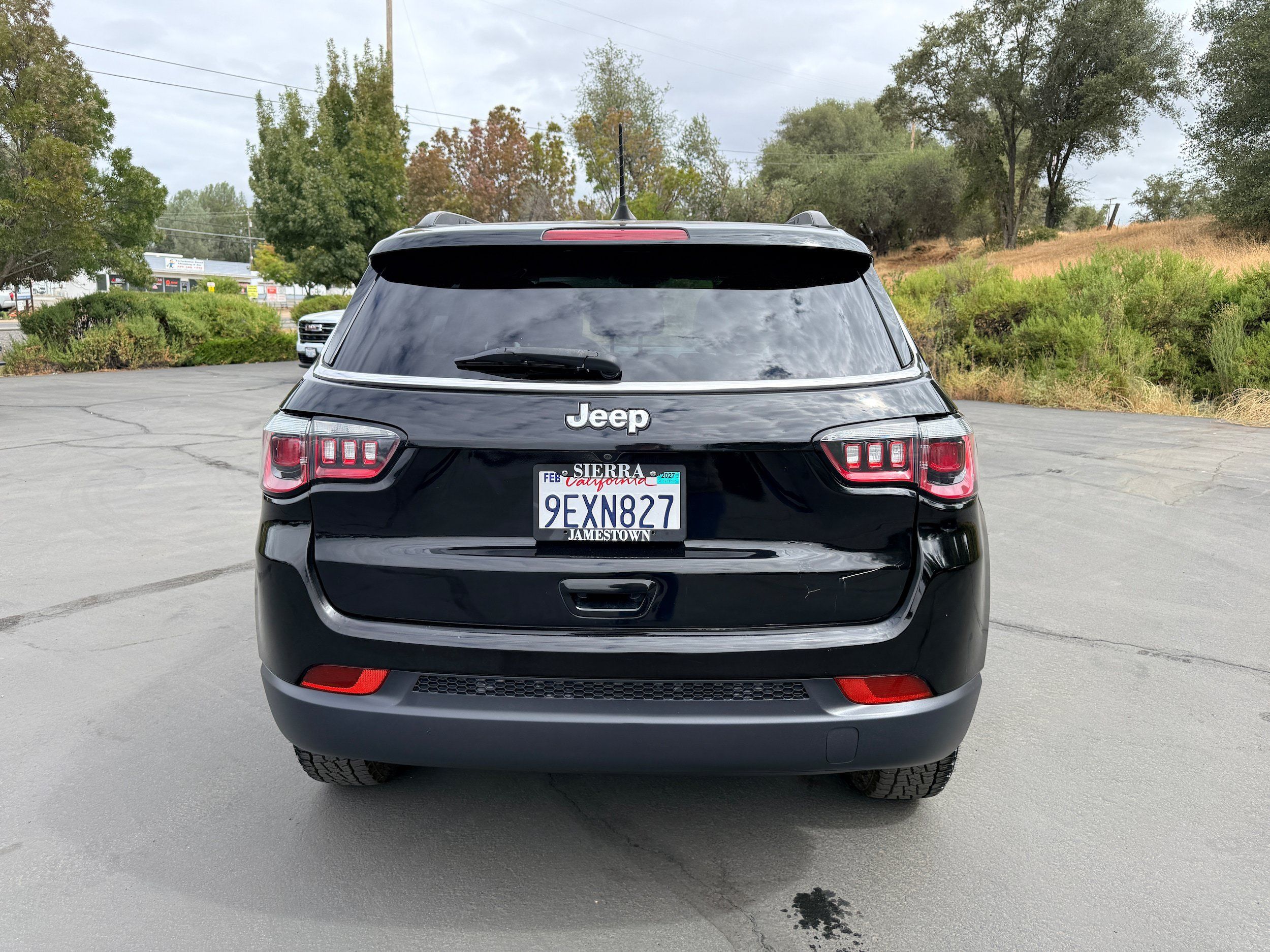 Used 2019 Jeep Compass Latitude w/ Popular Equipment Group AWD/4WD image 7
