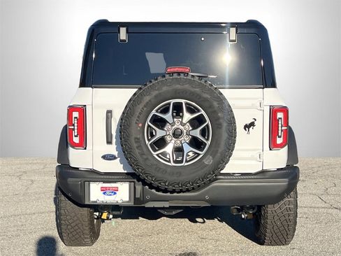 New 2025 Ford Bronco Badlands image 25