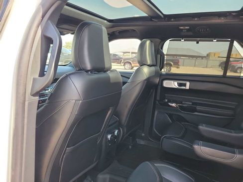 Used 2021 Ford Explorer ST w/ Equipment Group 401A AWD/4WD image 16