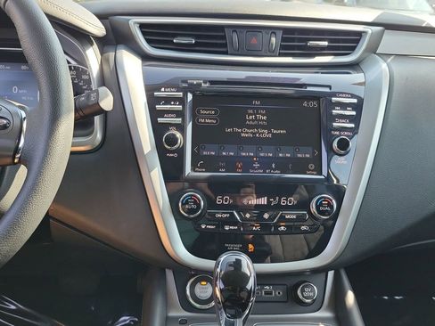 Used 2021 Nissan Murano SV FWD image 15