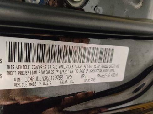 Used 2019 Jeep Cherokee Latitude Plus image 33