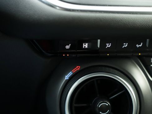 Used 2024 Chevrolet Blazer LT image 17