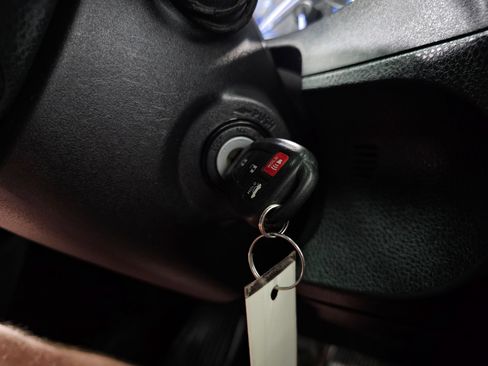 Used 2019 Toyota Corolla SE FWD image 33