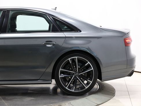 Used 2016 Audi S8 Plus AWD/4WD image 9