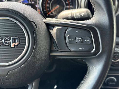 Used 2021 Jeep Wrangler Unlimited Sport image 7