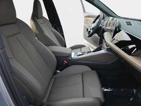 New 2025 Audi Q5 Premium Plus image 10