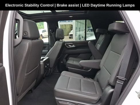 Used 2023 Chevrolet Tahoe LT w/ LT Signature Plus Package AWD/4WD image 19