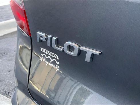 Used 2020 Honda Pilot Touring image 32