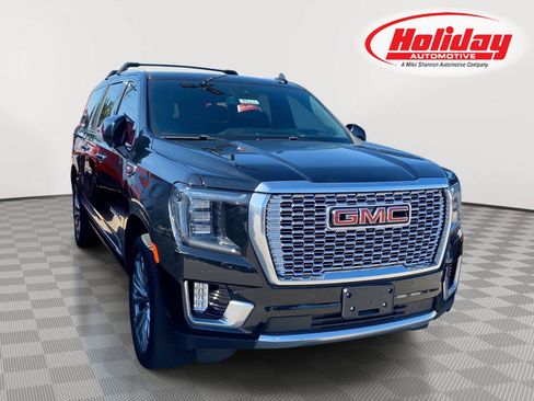 Used 2023 GMC Yukon XL Denali AWD/4WD image 1