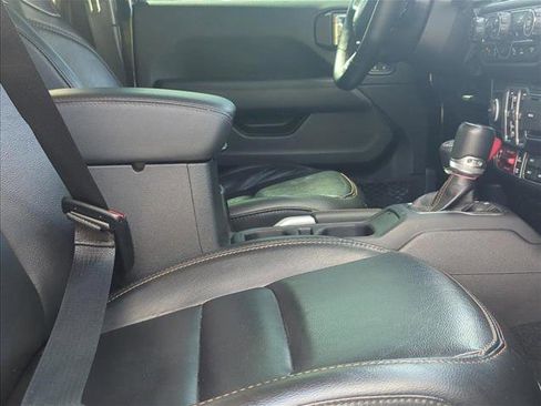 Used 2022 Jeep Wrangler Unlimited Rubicon w/ Dual Top Group image 20