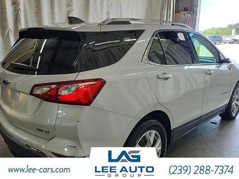 Used 2018 Chevrolet Equinox LT AWD/4WD image 2
