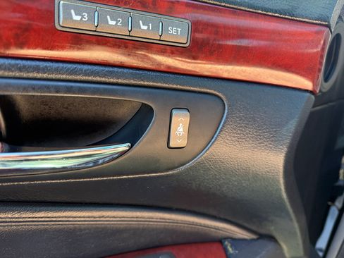 Used 2008 Lexus LS 460 RWD image 24