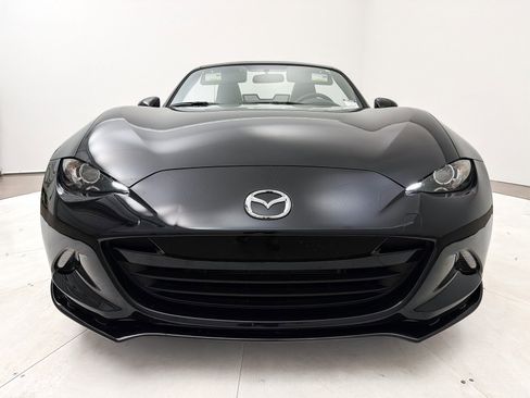 Used 2016 MAZDA MX-5 Miata Club w/ Brembo/BBS Package image 11