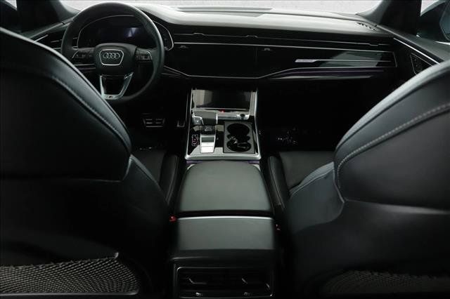 Used 2021 Audi SQ8 Prestige w/ Prestige Package AWD/4WD image 18