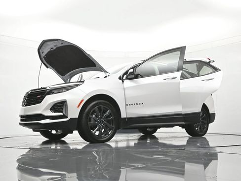 Used 2024 Chevrolet Equinox RS w/ RS Leather Package AWD/4WD image 50
