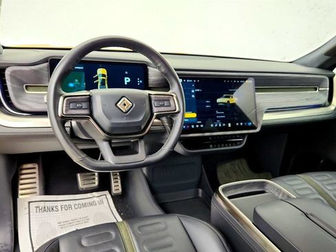 Used 2022 Rivian R1T Adventure AWD/4WD image 11