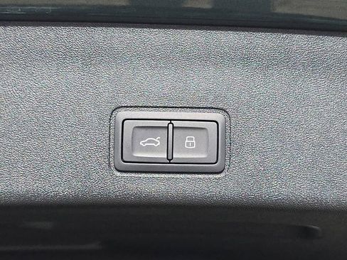 New 2026 Audi Q3 quattro 2.0T image 13