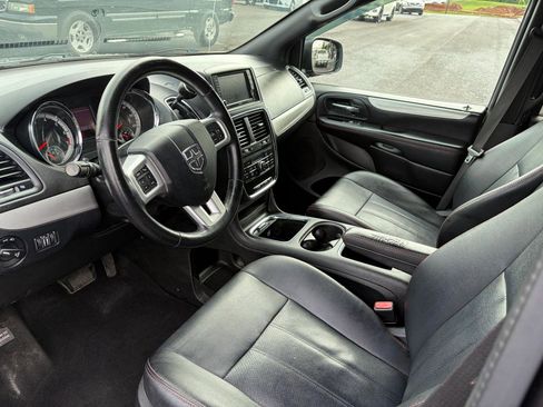 Used 2018 Dodge Grand Caravan GT FWD image 10
