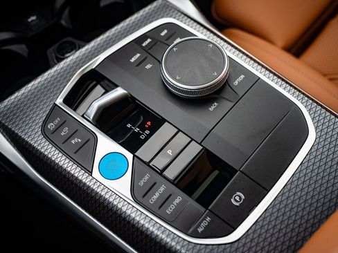 Used 2025 BMW i4 M50 image 32