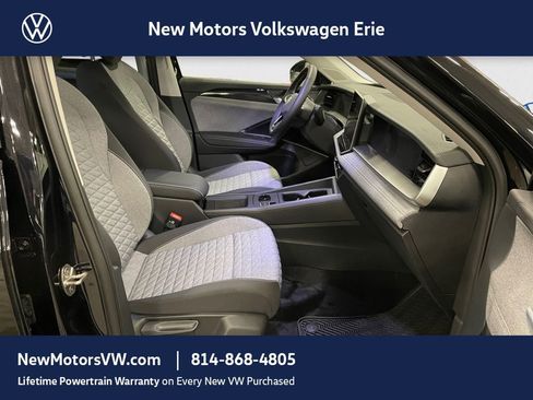 New 2026 Volkswagen Tiguan S image 15