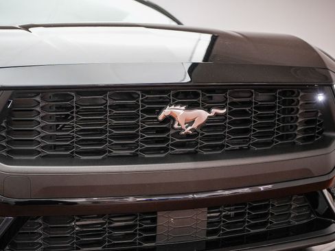 Used 2026 Ford Mustang Premium RWD image 5