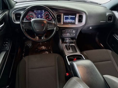 Used 2022 Dodge Charger SXT RWD image 17