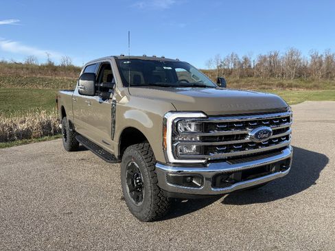 New 2026 Ford F250 Lariat w/ Tremor Off-Road Package image 7