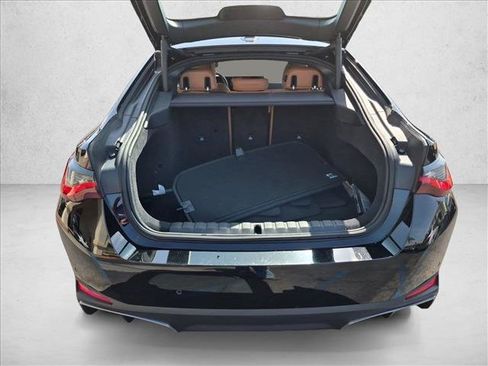 Used 2023 BMW i4 eDrive40 w/ Premium Package RWD image 6