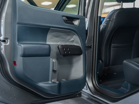 Certified 2026 Ford Maverick Lariat w/ Black Appearance Package image 43