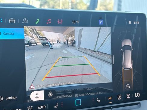New 2026 Volkswagen Tiguan S FWD image 18