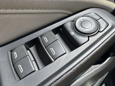 Used 2023 Chevrolet Traverse LS w/ Safety Package FWD image 18