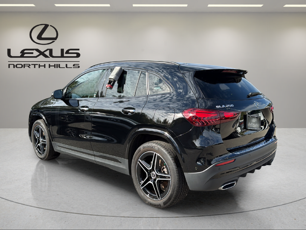 Used 2024 Mercedes-Benz GLA 250 4MATIC image 8