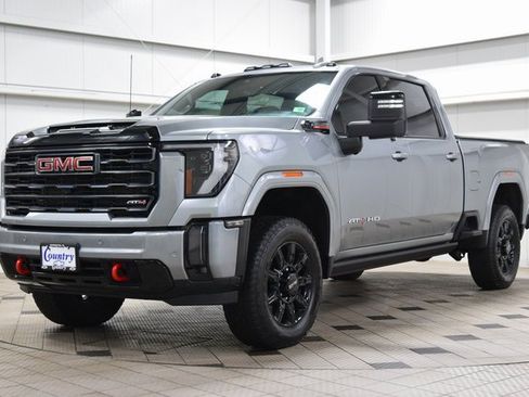 Used 2024 GMC Sierra 2500 AT4 w/ AT4 Premium Plus Package image 3