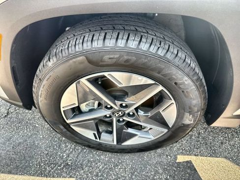Used 2025 Hyundai Tucson SEL AWD/4WD image 10