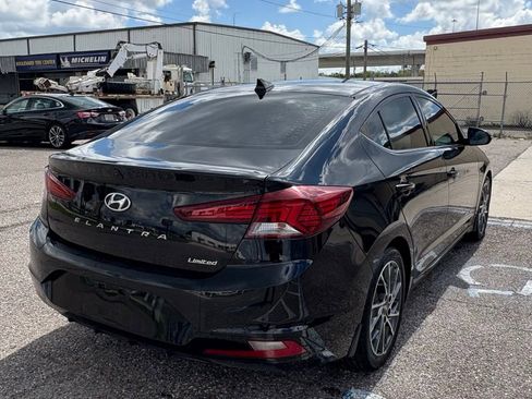 Used 2019 Hyundai Elantra Limited w/ Cargo Package image 3