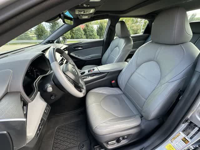 Used 2020 Toyota Avalon Limited w/ Advanced Safety Package FWD image 17