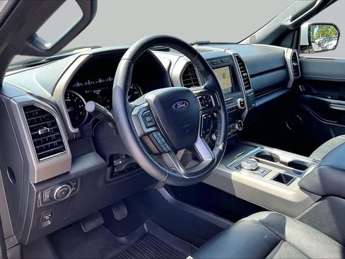 Used 2020 Ford Expedition XLT w/ Cargo Package RWD image 18