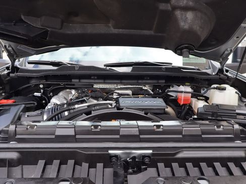 Used 2025 Chevrolet Silverado 3500 LTZ w/ LTZ Convenience Package image 44