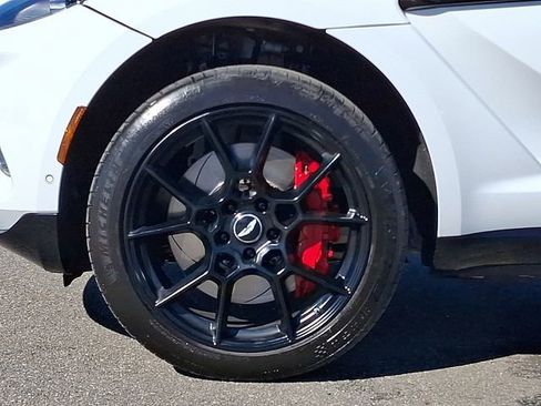 Used 2021 Aston Martin DBX image 29