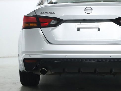 Used 2024 Nissan Altima 2.5 SR w/ SR Premium Package image 49