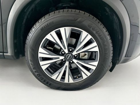Used 2023 Nissan Rogue SV FWD image 30