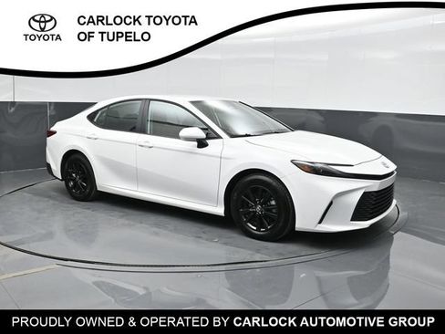 Used 2026 Toyota Camry LE FWD image 6