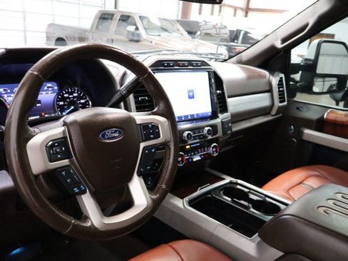 Used 2022 Ford F350 King Ranch w/ King Ranch Ultimate Package AWD/4WD image 43