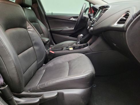 Used 2017 Chevrolet Cruze Premier image 21