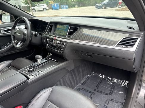Used 2019 Genesis G80 3.3T Sport RWD image 34